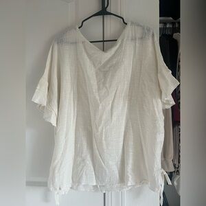 *NWT* Hayden Blouse